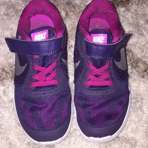 Size 12.5 Girls purple and magenta NIKE sneaker